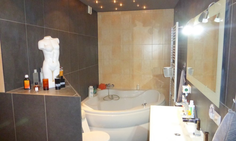 RESERVIERT!! Notartermin steht fest!