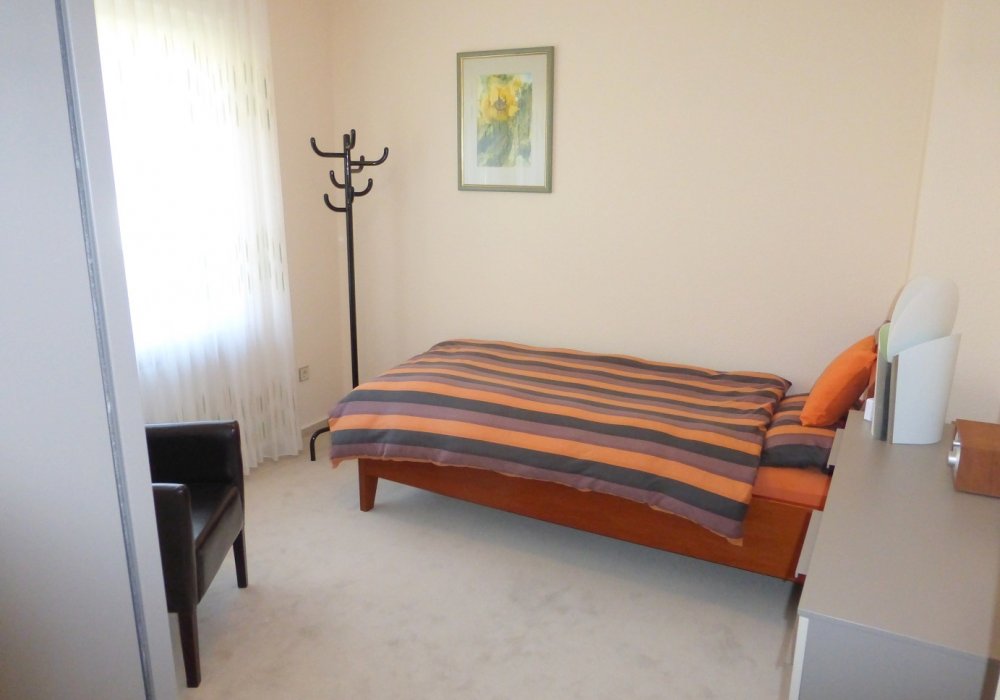 Schlafzimmer 2
