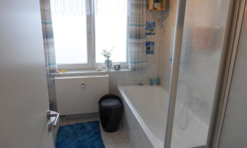 **RESERVIERT**